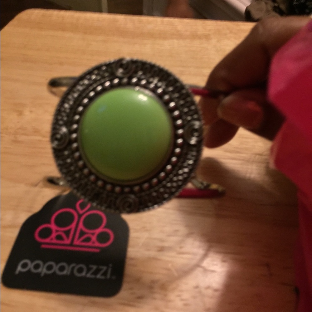 Bracelet